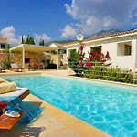 Litorina Ideales Villa Mousata